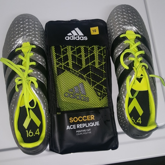adidas Other - Adidas soccer cleats, goalie gloves men size 10